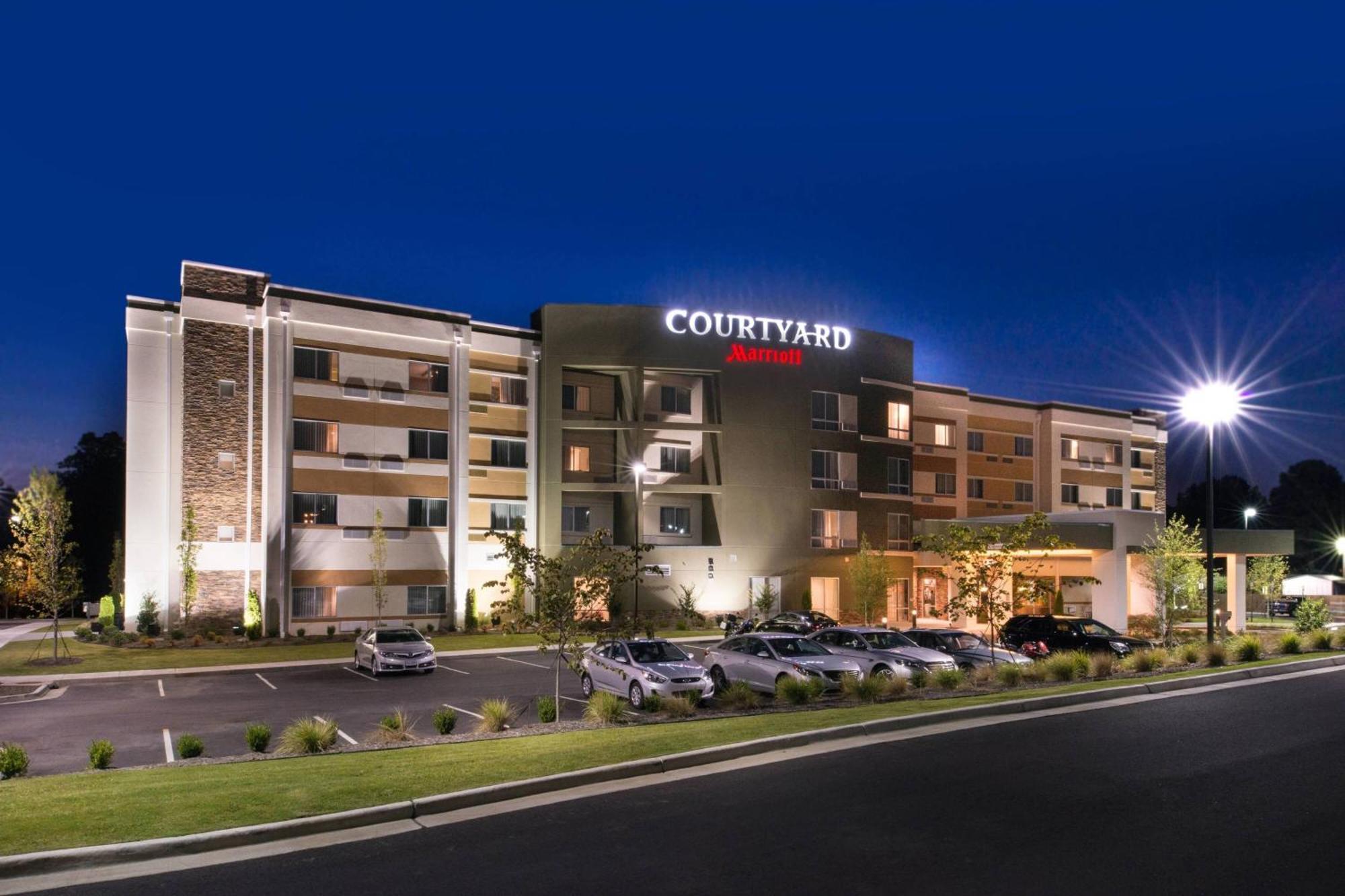 Отель Courtyard By Marriott Хот-Спрингс Экстерьер фото