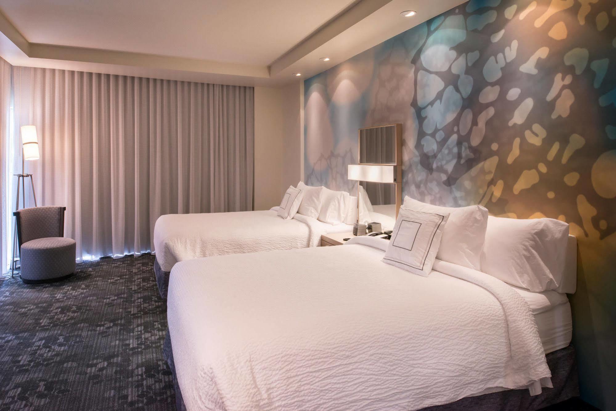 Отель Courtyard By Marriott Хот-Спрингс Экстерьер фото